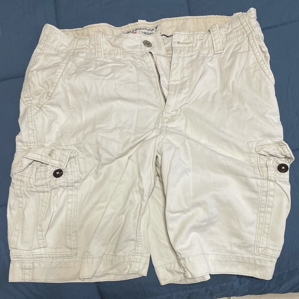 AE Cargo shorts